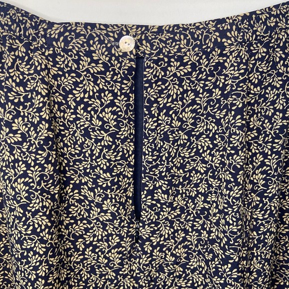 Talbots Floral Botanical Scroll Print Black Midi Skirt Size 6 - Picture 5 of 7